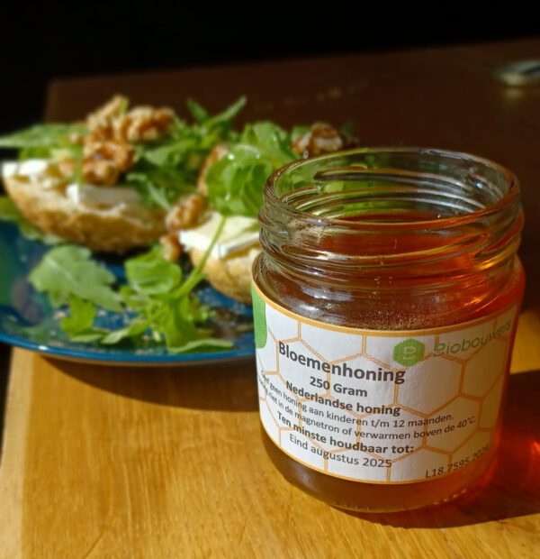 Biobouwers Natuurlijke Bloemenhoning uit Twente (Medium 400 gr.)